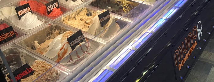 Muno Dondurma & Waffle is one of Mhrzlk'ın Beğendiği Mekanlar.