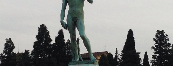 Piazzale Michelangelo is one of Tempat yang Disukai nik.
