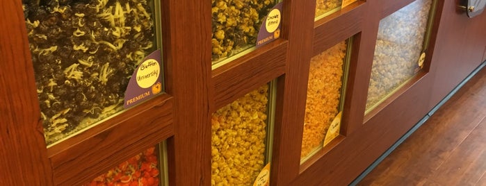 Shirley's Popcorn is one of Bluffton Ohio Hot Spots.