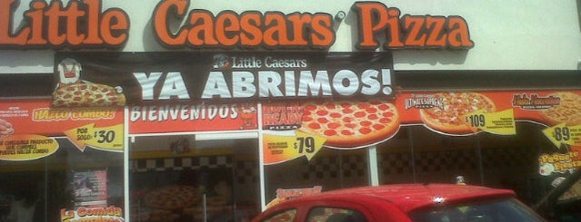 Little Caesars Pizza is one of Locais curtidos por Eduardo.