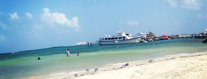 Playa Las Perlas is one of México (Riviera Maya).