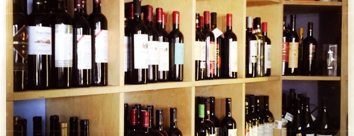 Iama Wine Store is one of Santorini.