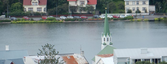 Свободная церковь is one of Reykjavík.