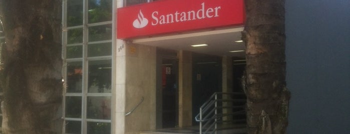 Banco Santander is one of Locais Favoritos.