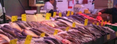 Chang Fa Food Market is one of Lugares favoritos de natsumi.