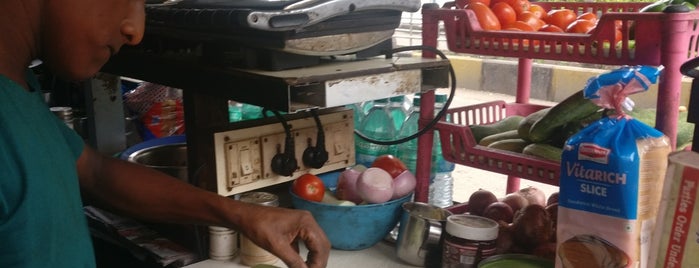 Sandwich Shop is one of Tempat yang Disukai Srivatsan.