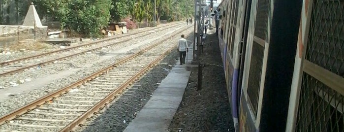 Thambivali is one of Mumbai Suburban Western Railway.