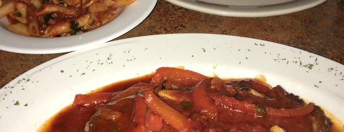 Spoto's Italian Restaurant is one of Throgs Neck: Where to eat, shop and hang!.