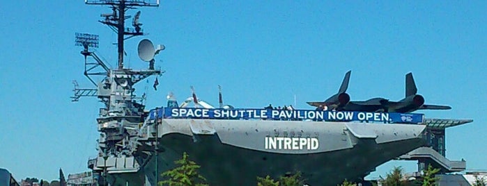 Intrepid Sea, Air & Space Museum is one of todo @ nyc.