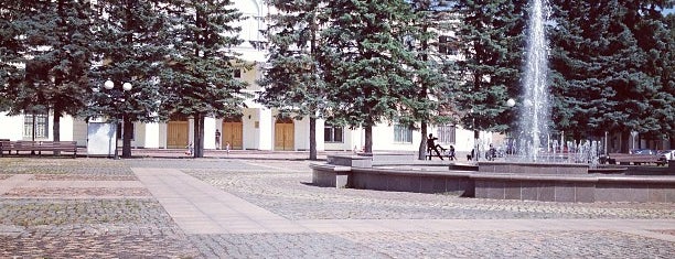 Площадь Собина is one of Lugares favoritos de Мари.