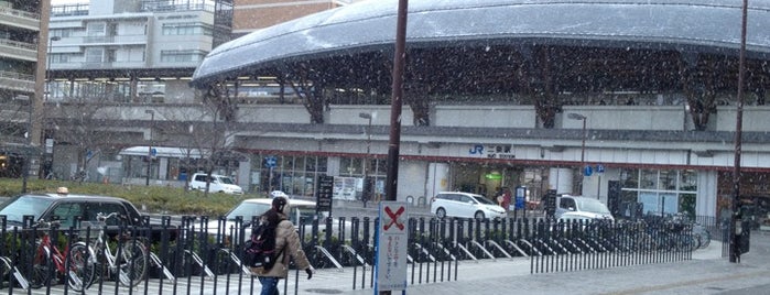 지하철 니조 역 (T15) is one of railway station.