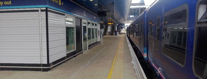 Platform 13 (A and B) is one of New Reading Station (Apr '13).