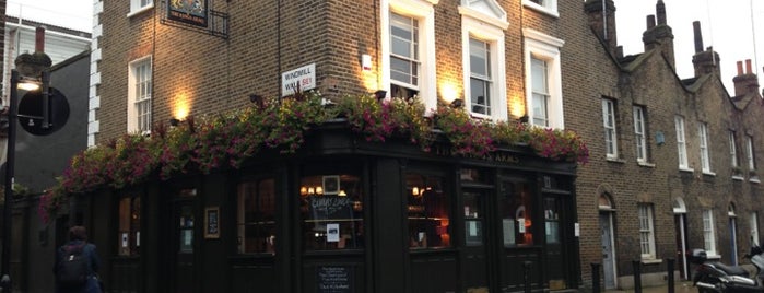 The King's Arms is one of londres.