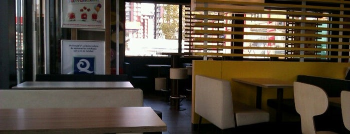 McDonald's is one of Lieux qui ont plu à Giovanna.
