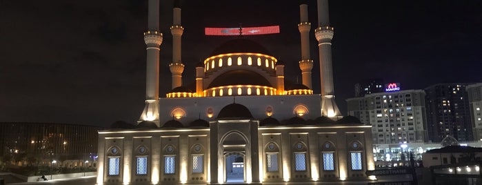 Başakşehir Merkez Camii is one of Mosques.