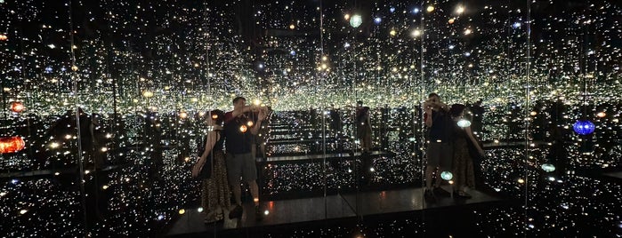 Yayoi Kusama's Infinity Mirrored Room at The Broad is one of Los Angeles.