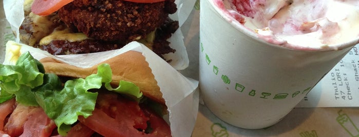 Shake Shack is one of Places to see next.