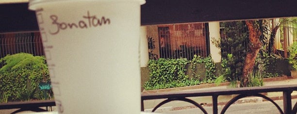 Starbucks is one of Bares/Cafés, Restaurantes, Baladas São Paulo e ABC.