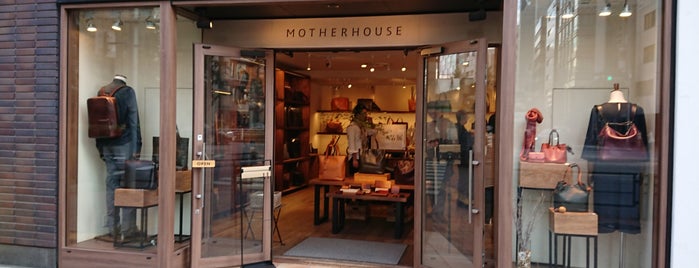 Motherhouse is one of Locais curtidos por Moka.