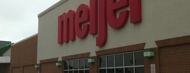 Meijer is one of Andrewさんのお気に入りスポット.