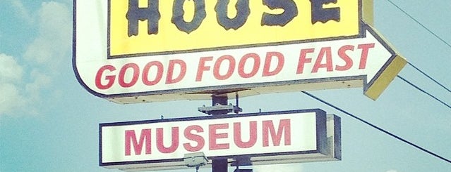 Waffle House Museum is one of Atlanta & Suburbs.