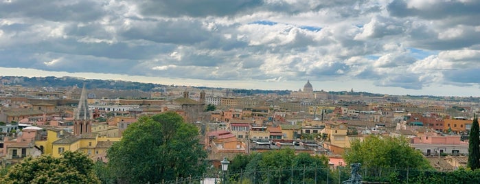 Fontana degli Artisti is one of Rome to do.