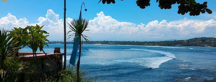 Secret Point Huts Bayside Beach Villa is one of Lembongan.