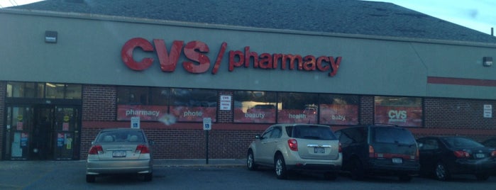 CVS pharmacy is one of Posti che sono piaciuti a Lulu.