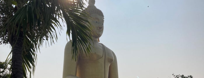 วัดม่วง is one of My visited Temples.