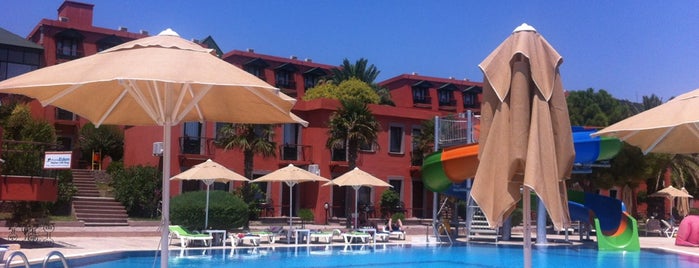 Eden Garden Hotel is one of Posti che sono piaciuti a Fatih.