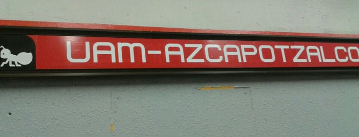 Metro Azcapotzalco is one of สถานที่ที่ Joel Adrian ถูกใจ.