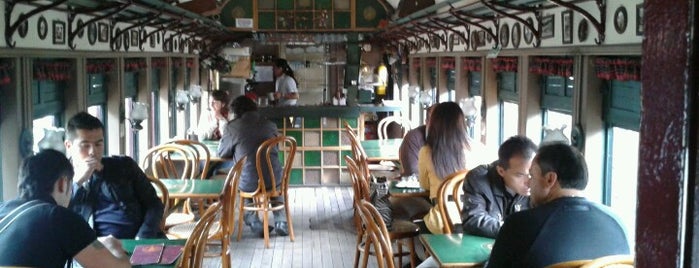 Cafe de la Estación is one of Carl'ın Beğendiği Mekanlar.