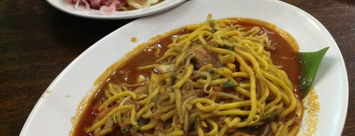Mie Aceh Meutia is one of Jakarta Culinary.