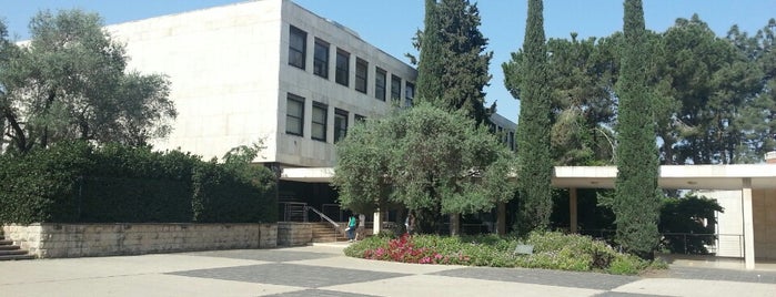 Hebrew University Jerusalem is one of Lugares favoritos de Natalya.