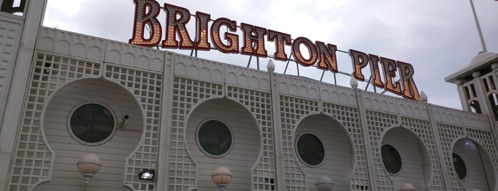 Brighton Palace Pier is one of สถานที่ที่ Mat ถูกใจ.