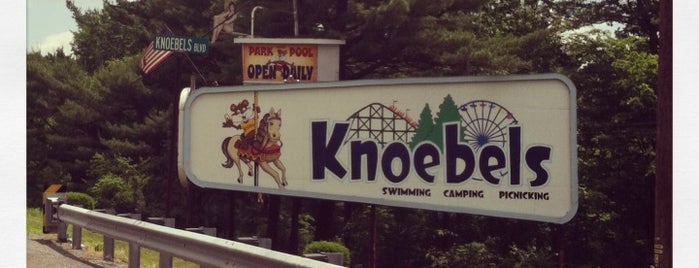 Knoebels Amusement Resort is one of Locais curtidos por Andrew.