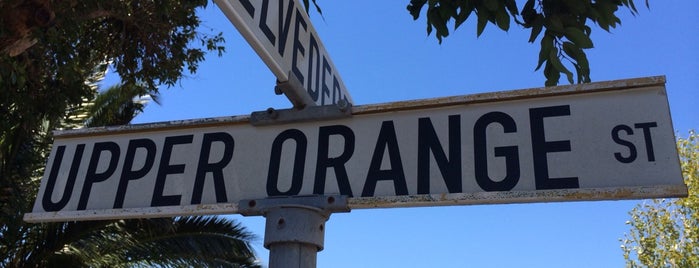 Upper Orange St, Cape Town SA is one of Lieux qui ont plu à A..