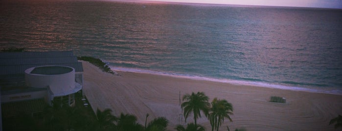 Lucaya Beach is one of Lieux sauvegardés par Kimmie.