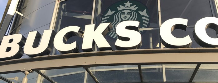 Starbucks is one of Will 님이 좋아한 장소.