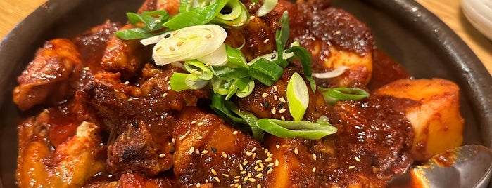 Mapo Naru is one of 韓国・서울【食事】.