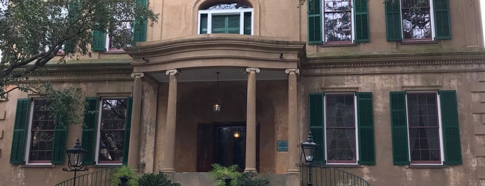 Telfair Museums' Owens-Thomas House is one of สถานที่ที่ IrmaZandl ถูกใจ.