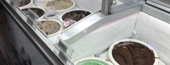 Scoops Ice Cream is one of The 15 Best Places for Chocolate Ice Cream in Chicago.