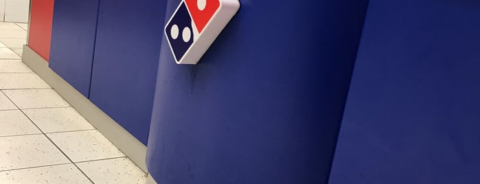 Domino's Pizza is one of Locais curtidos por K G.