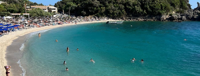 Σαρακινικο is one of Παραλίες.