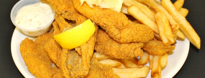 Huck Finn's Catfish is one of Lugares favoritos de Jeremy.