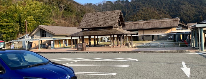 道の駅 但馬のまほろば (山東PA) is one of สถานที่ที่ Shigeo ถูกใจ.