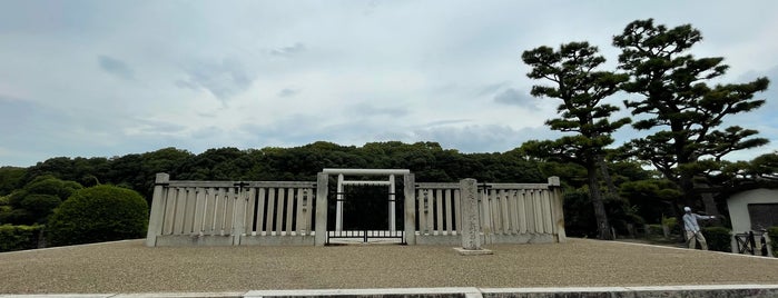 仲哀天皇 惠我長野西陵 (岡ミサンザイ古墳) is one of 西日本の古墳 Acient Tombs in Western Japan.