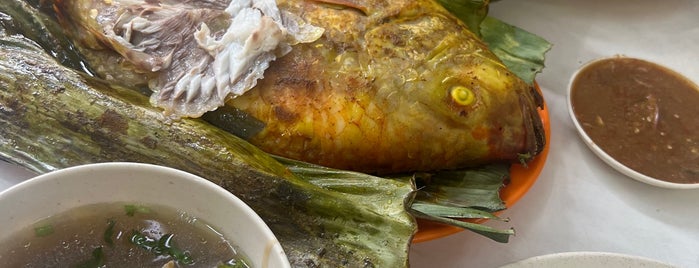 Ikan Bakar Mat Teh Pasar Keramat is one of Halal.