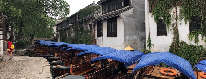Zhouzhuang Ancient Town is one of Lugares favoritos de Jocelyn.