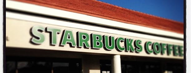 Starbucks is one of สถานที่ที่ Rodrigo ถูกใจ.